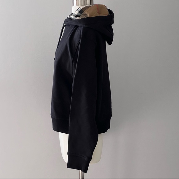 Burberry Crop Hoodie in Black - Picture 2 of 8